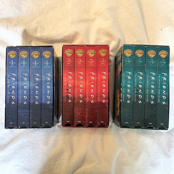 FRIENDS: Complete VHS Box Set Season 1 - Picture 8 of 9